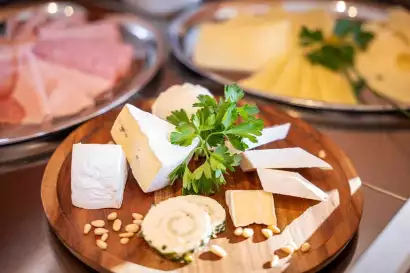 9_hotel_garni_regina_weerberg_fruehstueck-c-hannes_dabernig